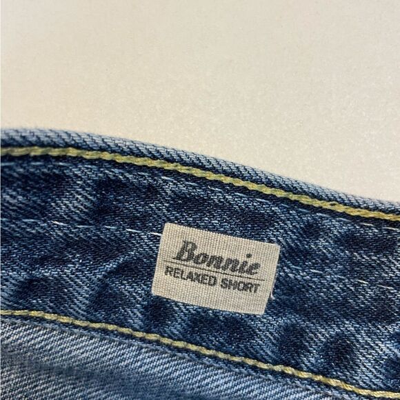 AG Adriano Goldschmied Bonnie Relaxed Cut Denim Jeans Shorts Women 26 Distressed - Picture 4 of 7